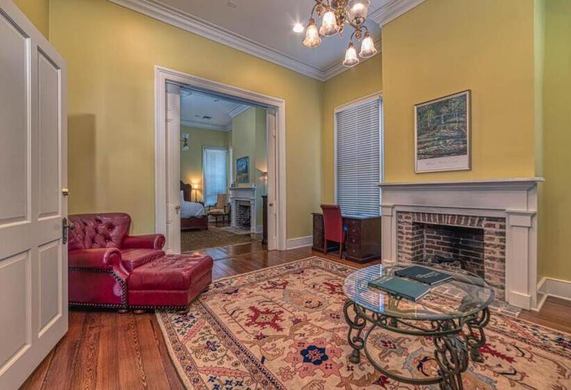 Семейное Бунгало, Fort Conde Inn Mobile