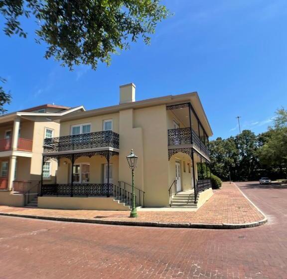 Люкс 2 Спальни, Fort Conde Inn Mobile