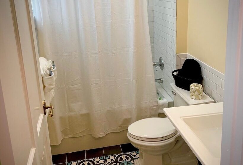 Номер Deluxe, Fort Conde Inn Mobile