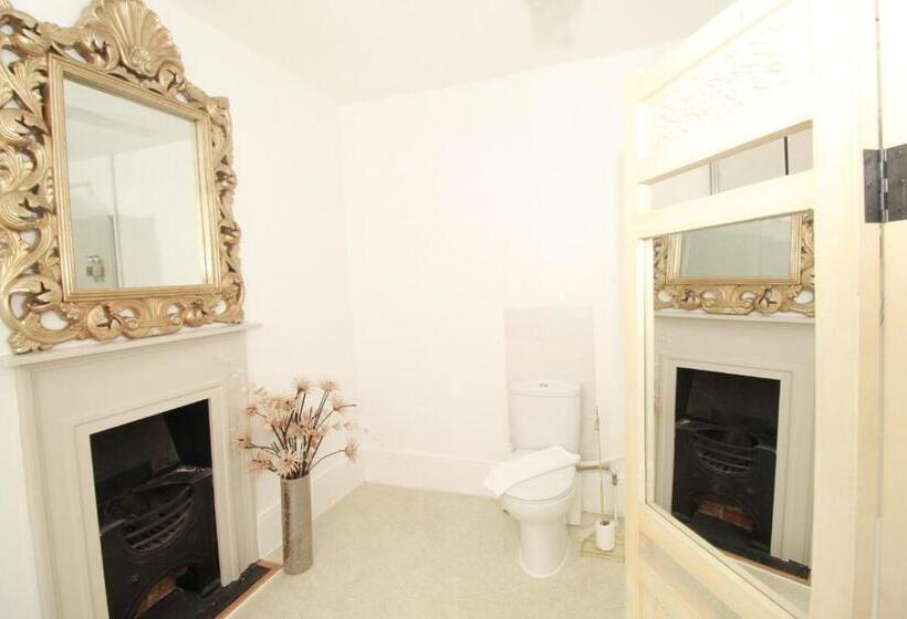 غرفة ديلوكس, Kings Head Inn