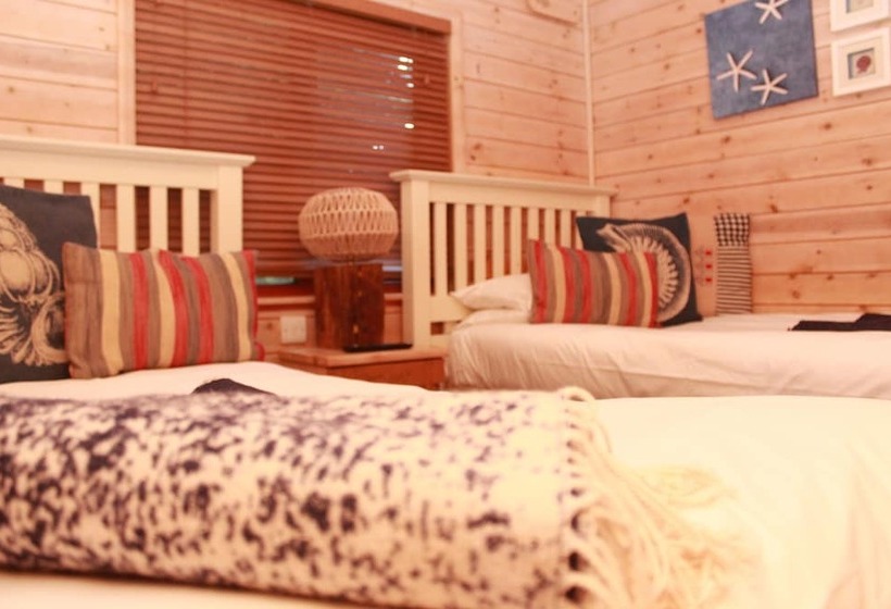 شقة غرفة واحدة, Kings Head Inn