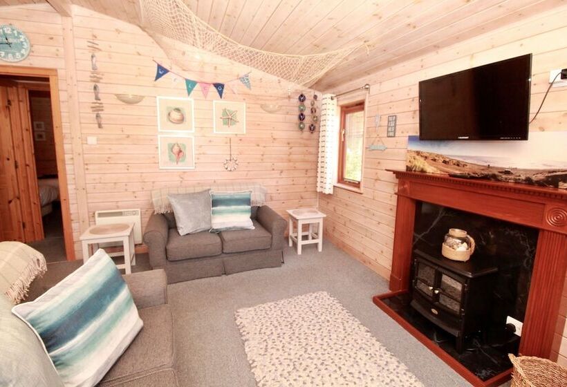 شقة غرفة واحدة, Kings Head Inn