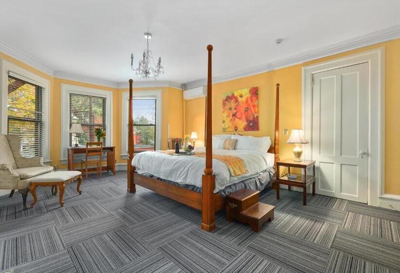 غرفة ديلوكس, Debary Inn