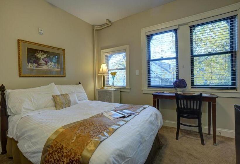 غرفة ديلوكس, Debary Inn