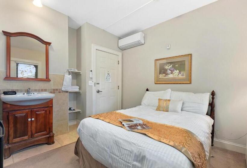 غرفة ديلوكس, Debary Inn