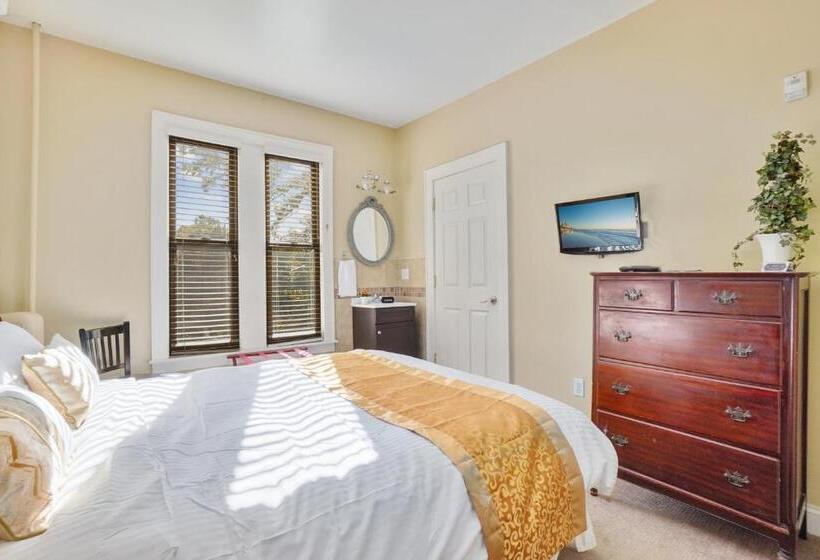 غرفة قياسية, Debary Inn