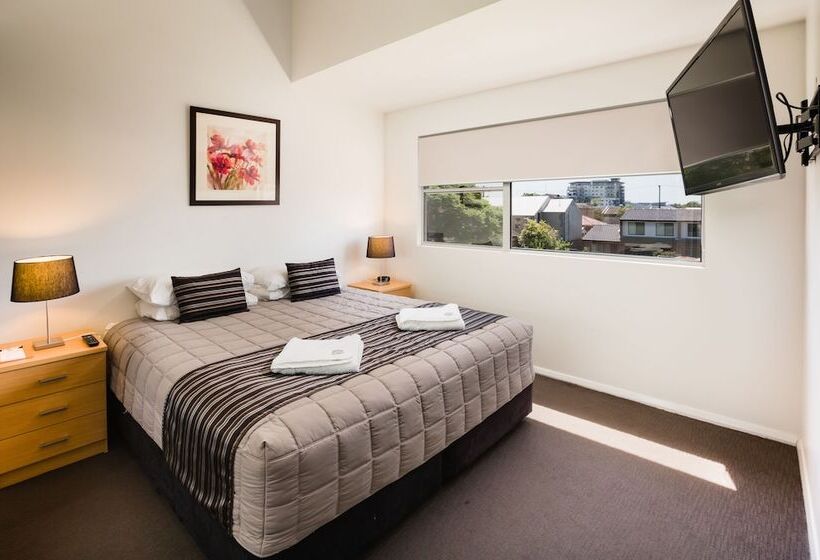 Апартаменты Deluxe 2 Спальни, Charlestown Executive Apartments