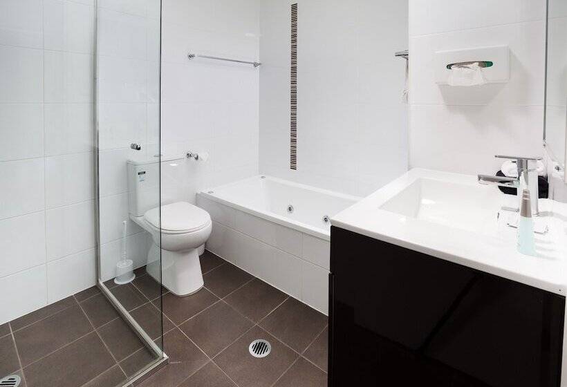 Апартаменты Deluxe 2 Спальни, Charlestown Executive Apartments