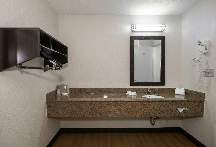 غرفة سوبيريور سرير كينج, Red Roof Inn Bloomington  Normal/ University