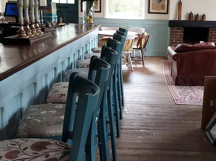Standard-huone, The Cricketers Inn