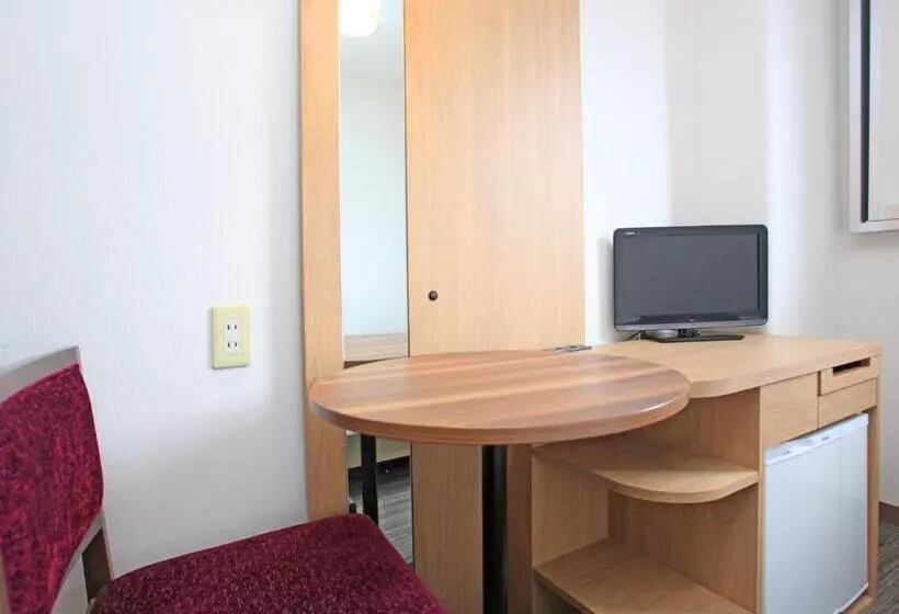 ダブルベッドのベーシックルーム, Urban Hotel Kusatsu