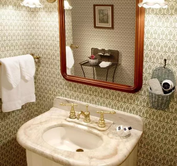 バスタブ付きスタンダードルーム, Washington House Inn