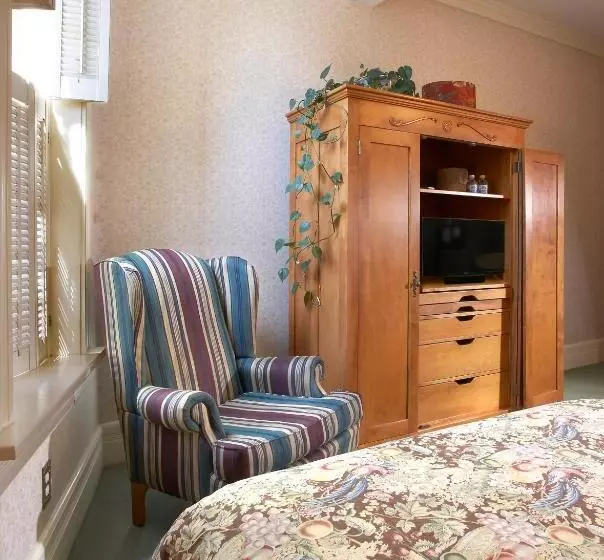 スタンダード4人部屋, Washington House Inn