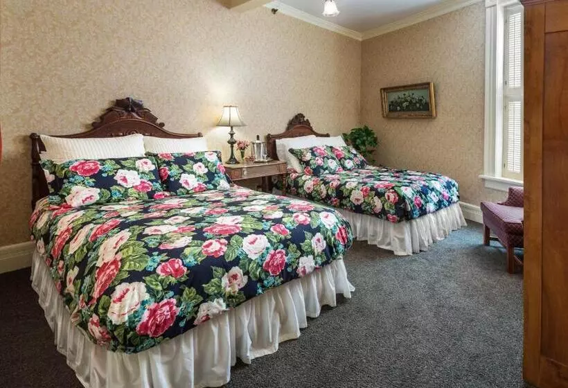 スタンダード4人部屋, Washington House Inn