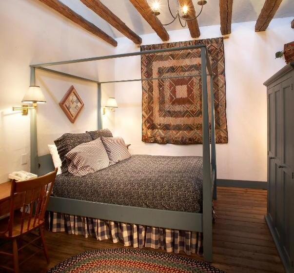 Номер Стандарт с Гидромассажем, Washington House Inn