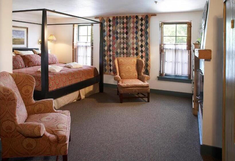 جناح سرير كينج, Washington House Inn