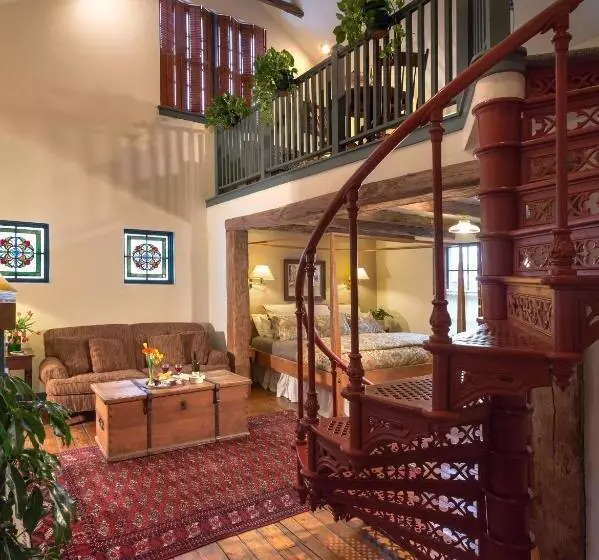 キングサイズベッドのデラックススイート, Washington House Inn
