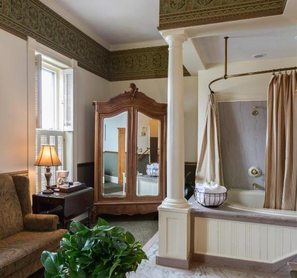 غرفة سوبيريور سرير كينج, Washington House Inn