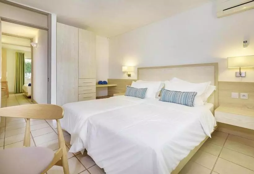 2 Bedroom Apartment Garden View, Le Beachclub