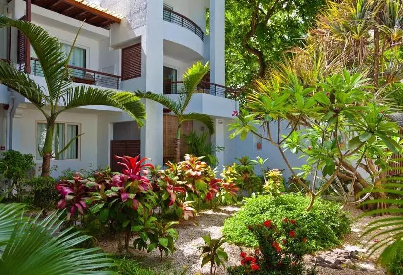 2 Bedroom Apartment Garden View, Le Beachclub