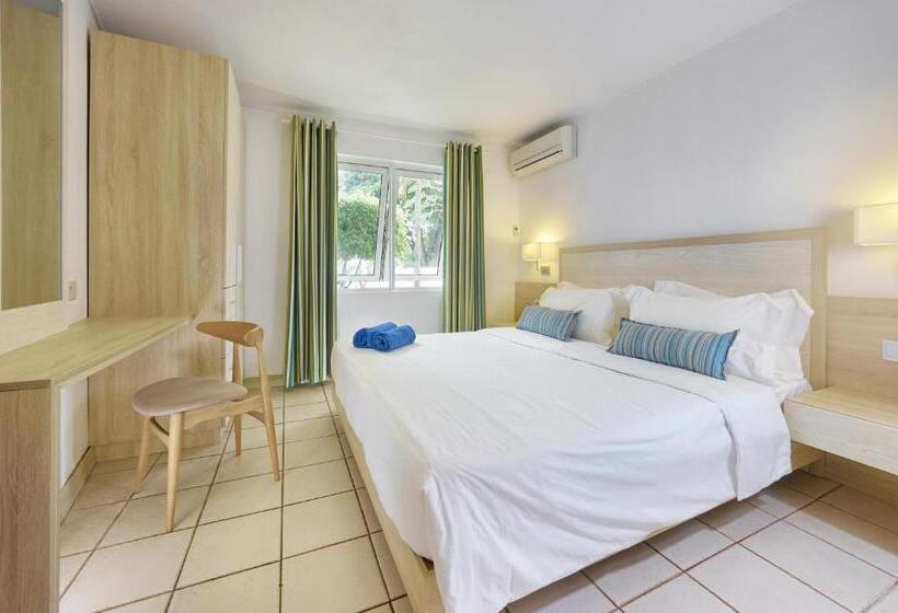 2 Bedroom Apartment Garden View, Le Beachclub