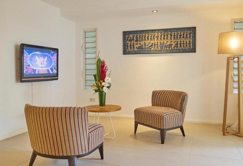 استودیو استاندارد با چشم‌انداز باغ, Le Beachclub