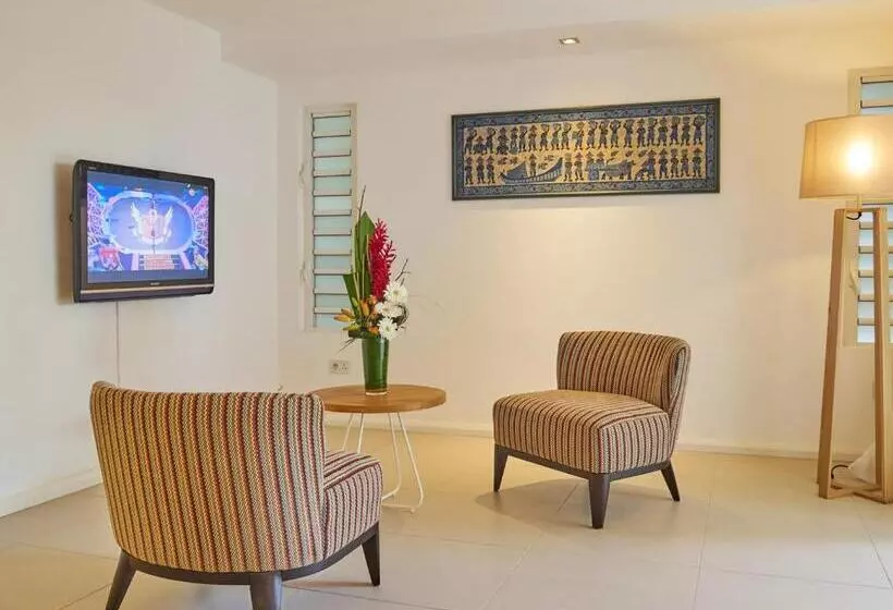استودیو استاندارد با چشم‌انداز باغ, Le Beachclub