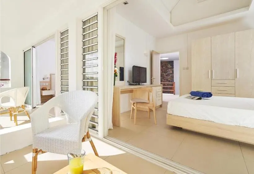 ویلا با ۳ اتاق‌خواب و منظره دریا, Le Beachclub