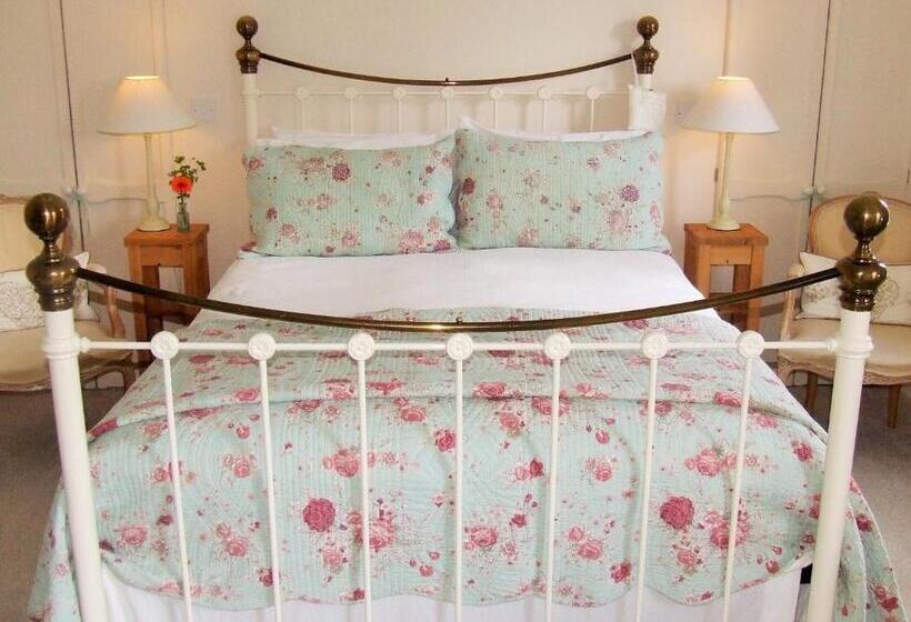 غرفة قياسية سرير كينج, Lobhill Farmhouse Bed And Breakfast And Self Catering Accommodation