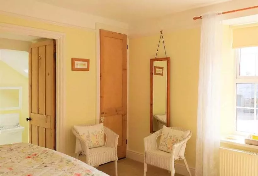 スタンダードルーム, Lobhill Farmhouse Bed And Breakfast And Self Catering Accommodation