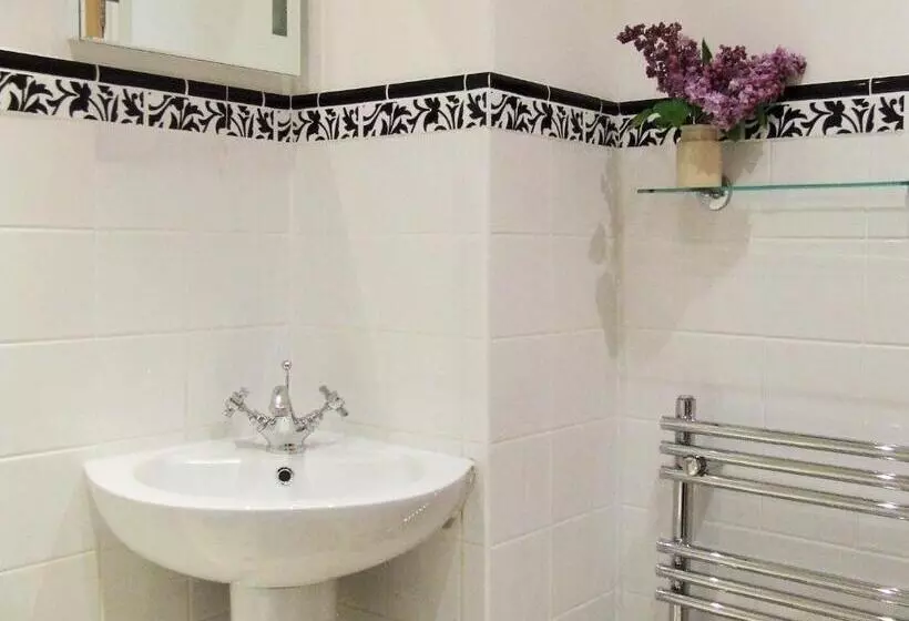 スタンダードルーム, Lobhill Farmhouse Bed And Breakfast And Self Catering Accommodation