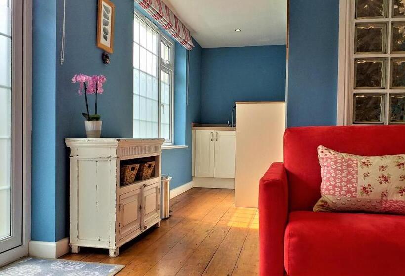 إستوديو قياسى مطلّ علي الحديقة, Lobhill Farmhouse Bed And Breakfast And Self Catering Accommodation