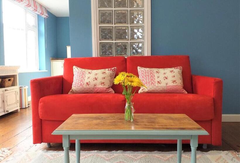 Студио Стандарт Вид на Сад, Lobhill Farmhouse Bed And Breakfast And Self Catering Accommodation