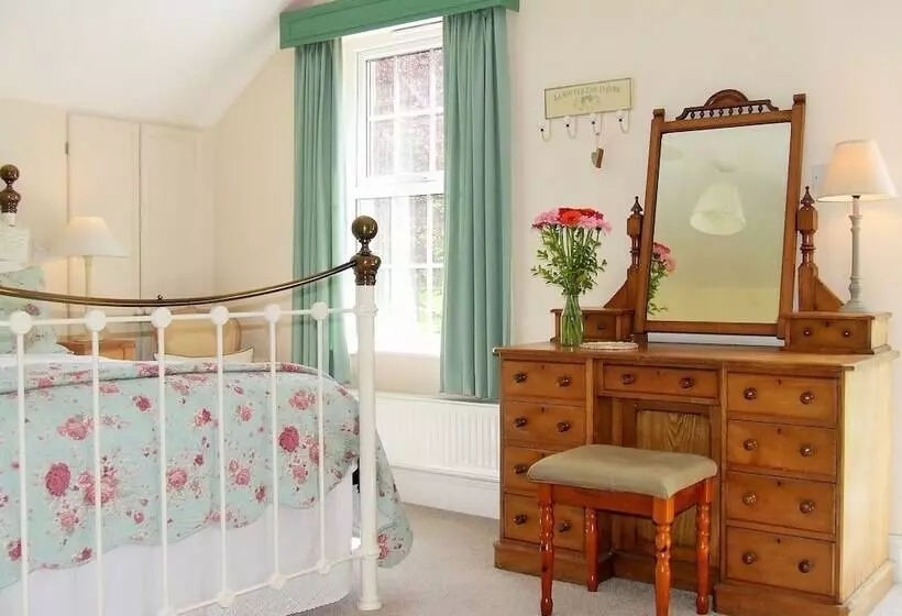 スタンダードルーム, Lobhill Farmhouse Bed And Breakfast And Self Catering Accommodation