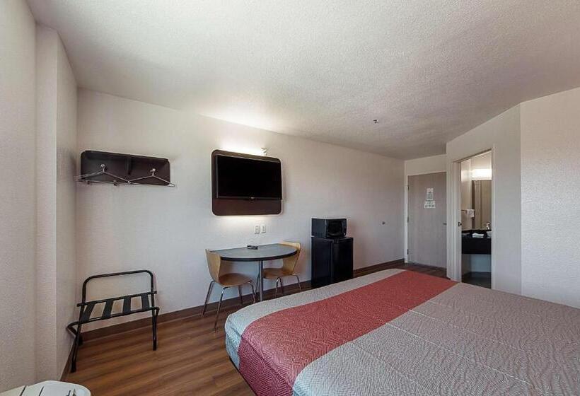 اتاق استاندارد با تخت بزرگ, Motel 6san Antonio, Tx  Downtown  Alamo Dome