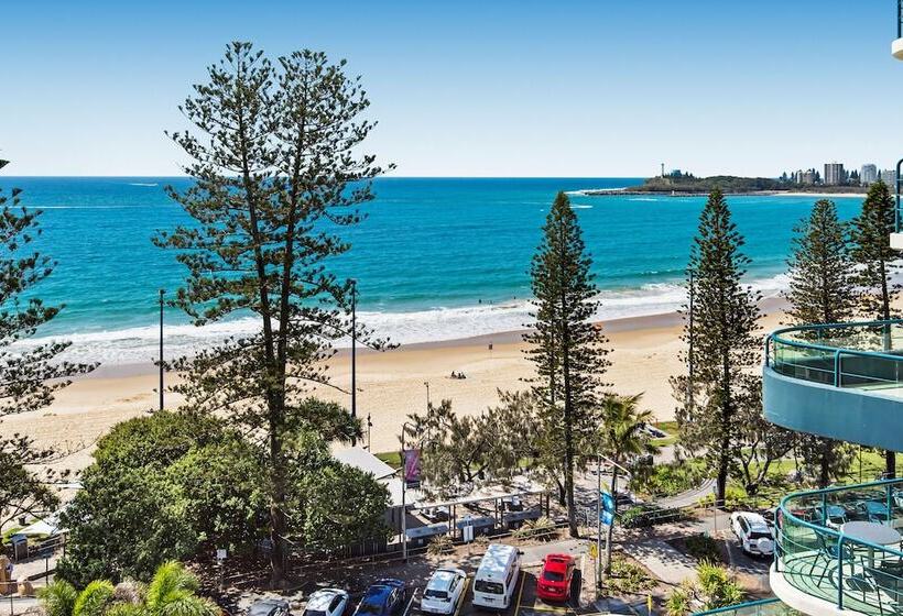 三卧行政公寓, Peninsular Beachfront Resort