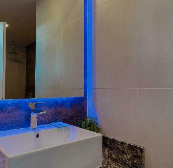 غرفة ديلوكس مزودة بشرفة, Altos De Los Paraísos Vista Al Lago Y Sierras