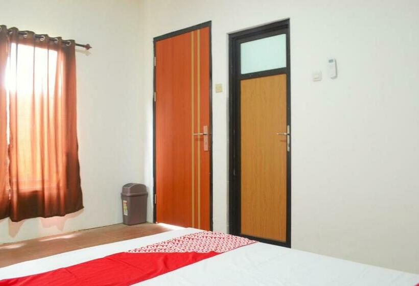 Standardrum, Reddoorz Syariah Near Wisata Durensewu Pandaan