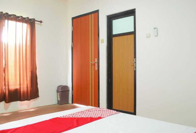 Standardrum, Reddoorz Syariah Near Wisata Durensewu Pandaan