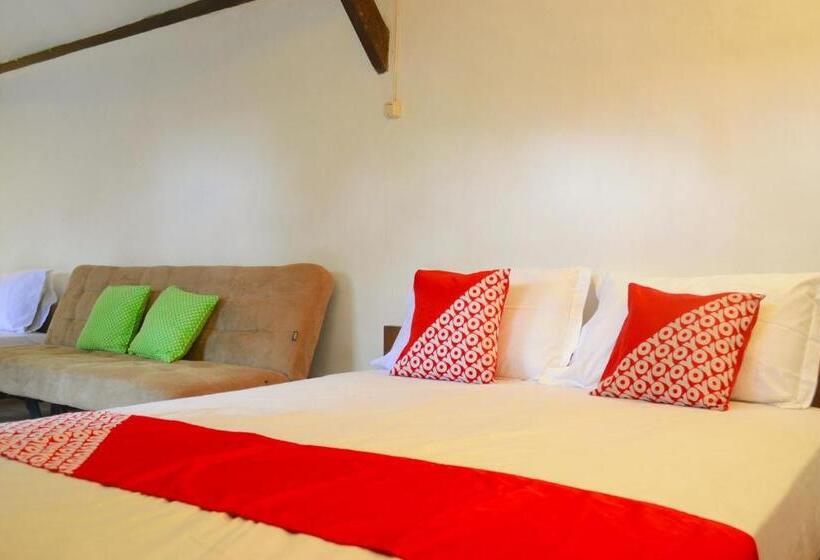 Familjesvit, Reddoorz Syariah Near Wisata Durensewu Pandaan