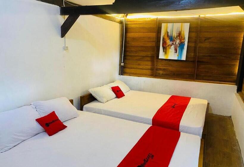 Familjesvit, Reddoorz Syariah Near Wisata Durensewu Pandaan