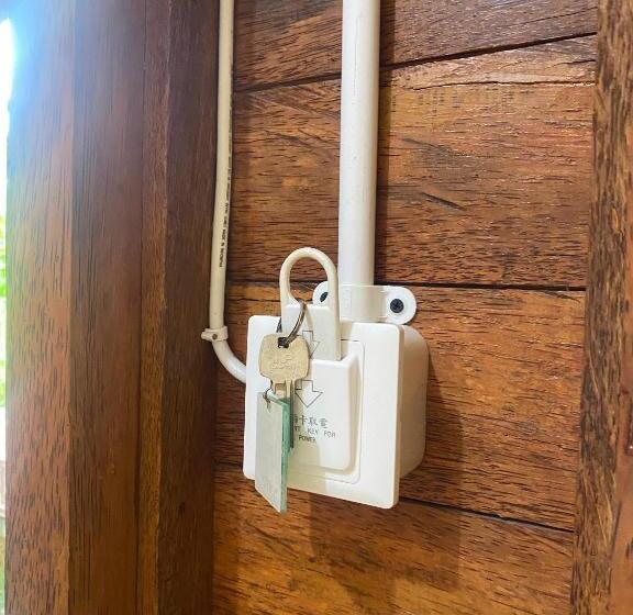 Familjesvit, Reddoorz Syariah Near Wisata Durensewu Pandaan