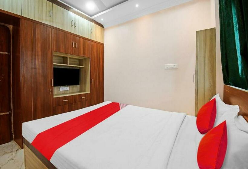 Quarto Triplo Clássico, Flagship Pratikshya A1 Residency