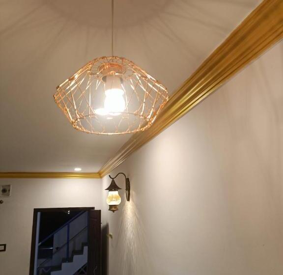 غرفة عائلية, Sea Waves Rooms