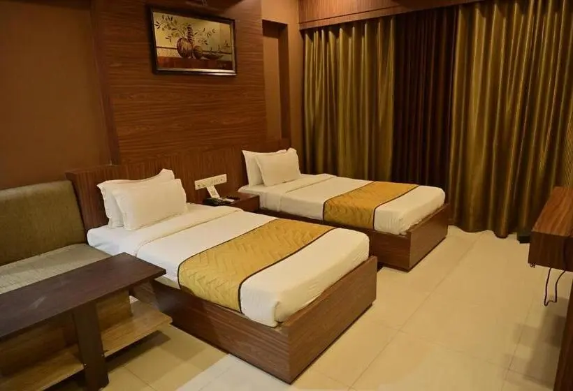 スイート, Treebo Premium Mahal Inn