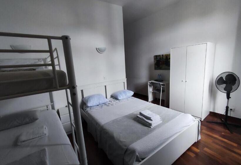 اتاق استاندارد سه نفره, Guest House Sir Manuel   Unidade São Vicente