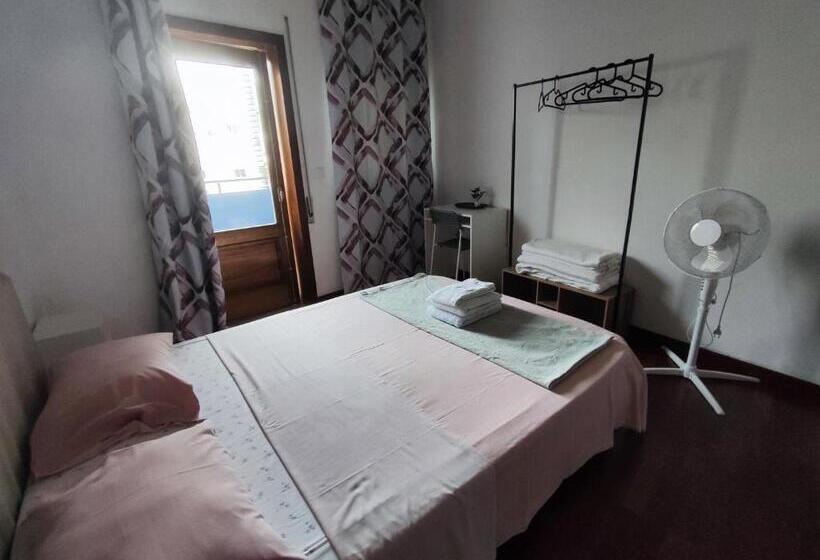 اتاق خانوادگی, Guest House Sir Manuel   Unidade São Vicente