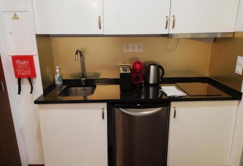 Standardrum, Republica83 Lisbonhome