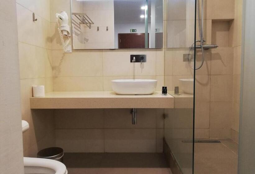 Standardrum King Size Säng, Republica83 Lisbonhome