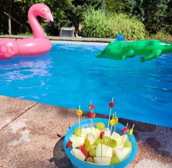 غرفة قياسية ثلاثية, Pension Weidengrund